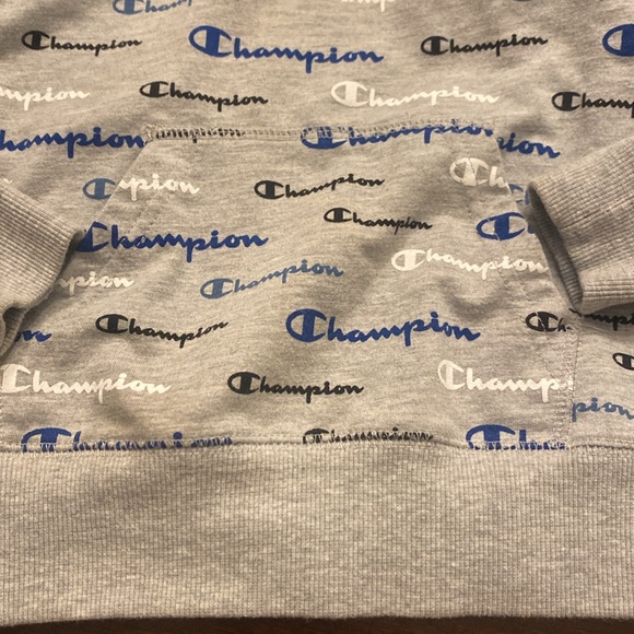 Boys Champion authentic athletic wear - Picture 2 of 4